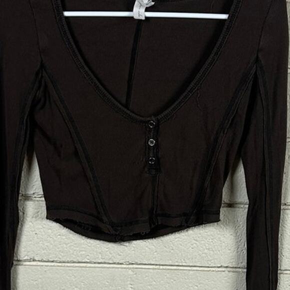 Urban Outfitters Out from Under Brown Long Sleeve Cropped Top size S - Picture 8 of 8